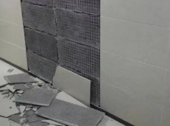 安次瓷砖空鼓维修公司分享下安次墙砖松动维修的知识